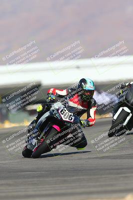 media/Jan-14-2024-SoCal Trackdays (Sun) [[2e55ec21a6]]/Turn 16 Set 2 (1125am)/